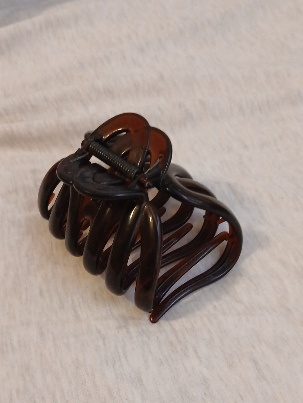 Classic Brown Tortoiseshell Hair Claw Clip - Women Accessories